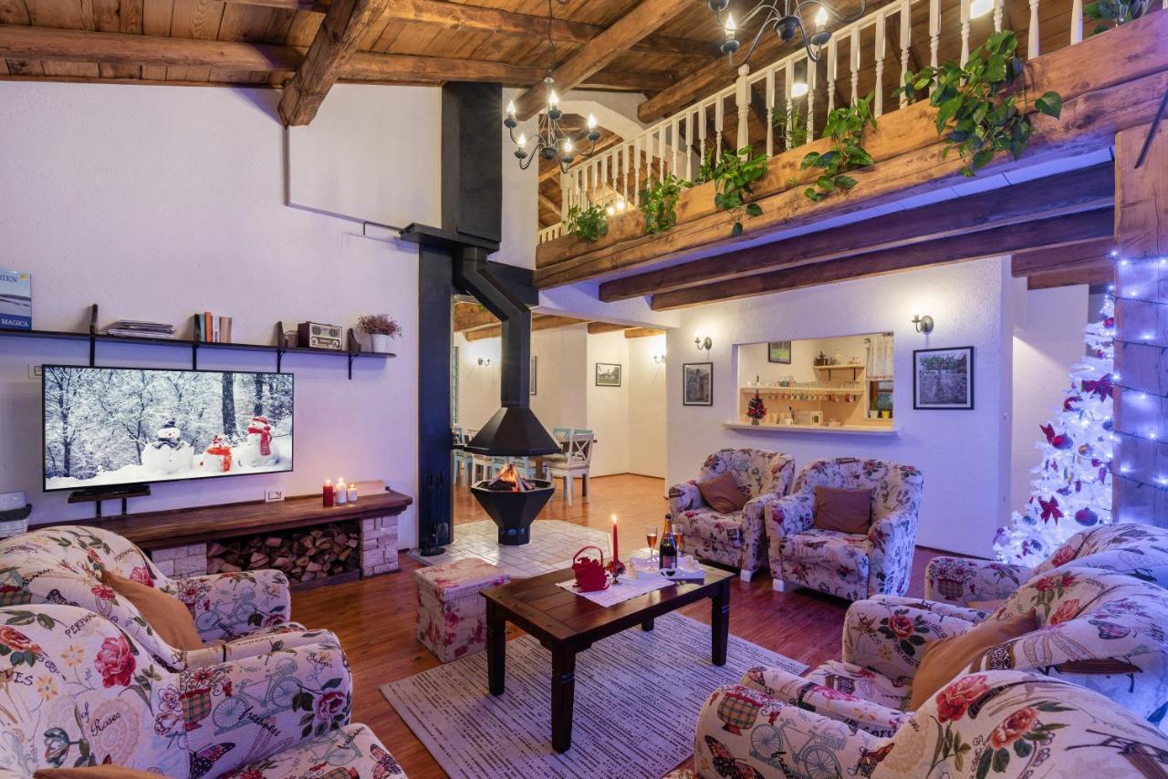 Family Villa Lipica With Private Pool And Jacuzzi Pazin Bagian luar foto