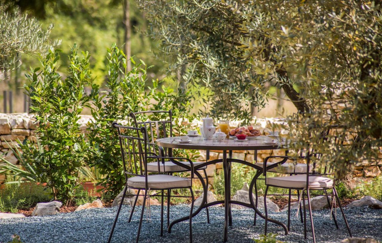 Family Villa Lipica With Private Pool And Jacuzzi Pazin Bagian luar foto